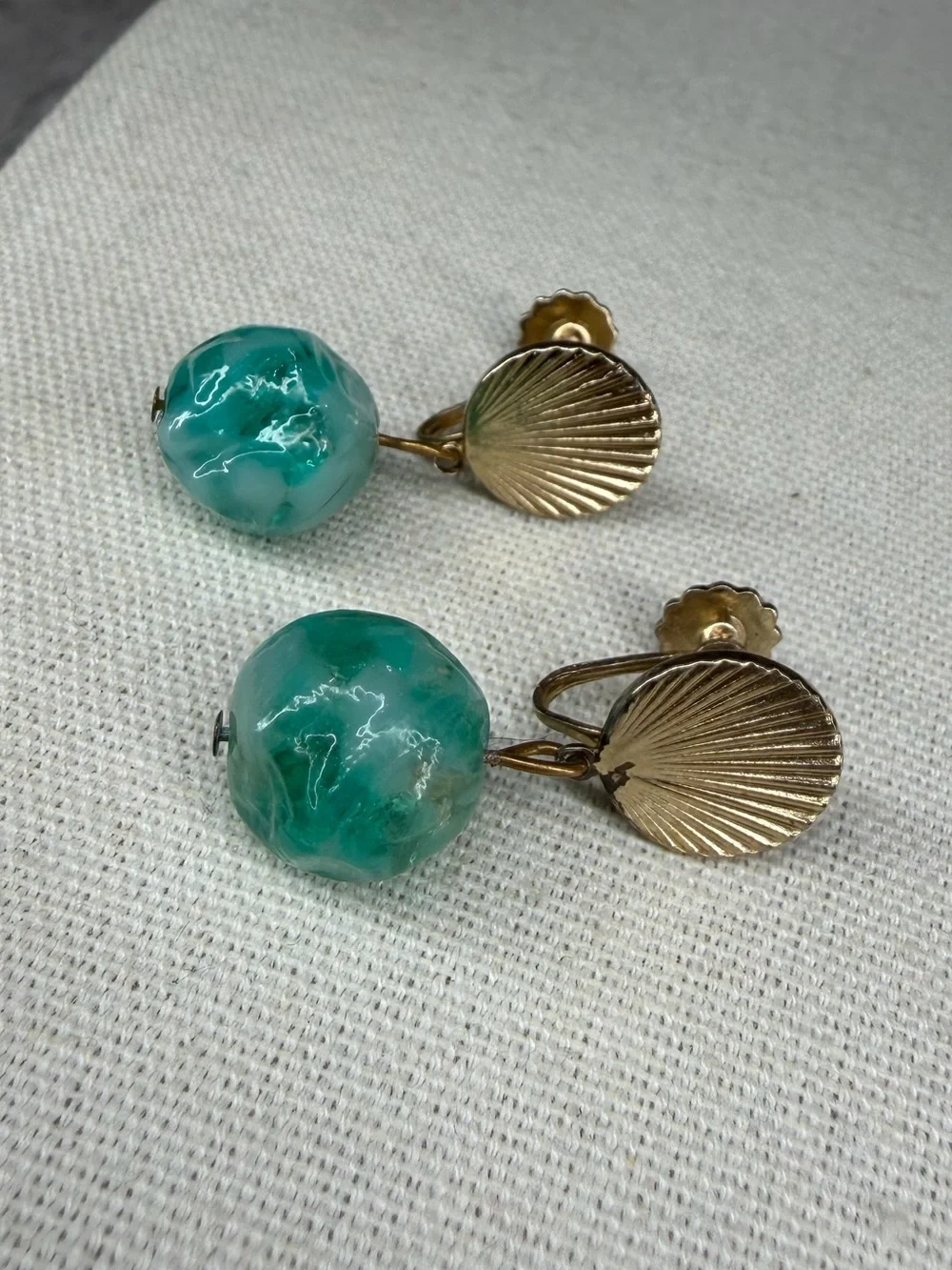 Vintage Coro Screw Back Earrings Signed Gold Tone Dangle Jewelry Shell Beach